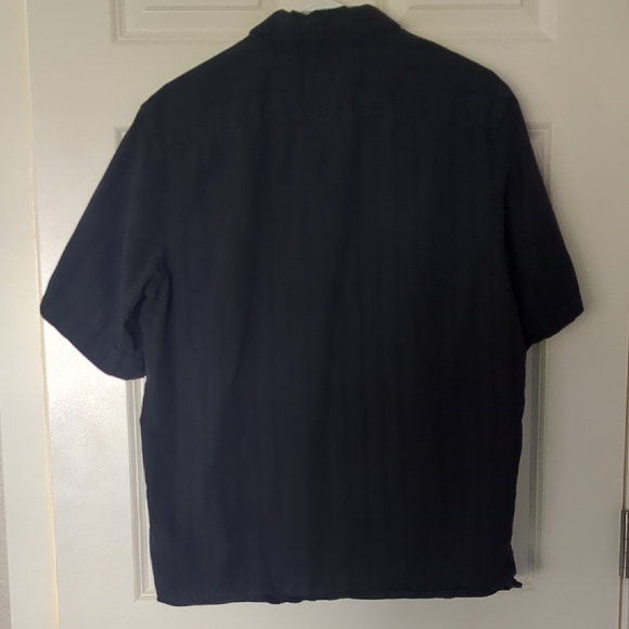 Men's M-Tall Banana Republic Navy Short-Sleeve Button-Up Shirt - Picture 3 of 3